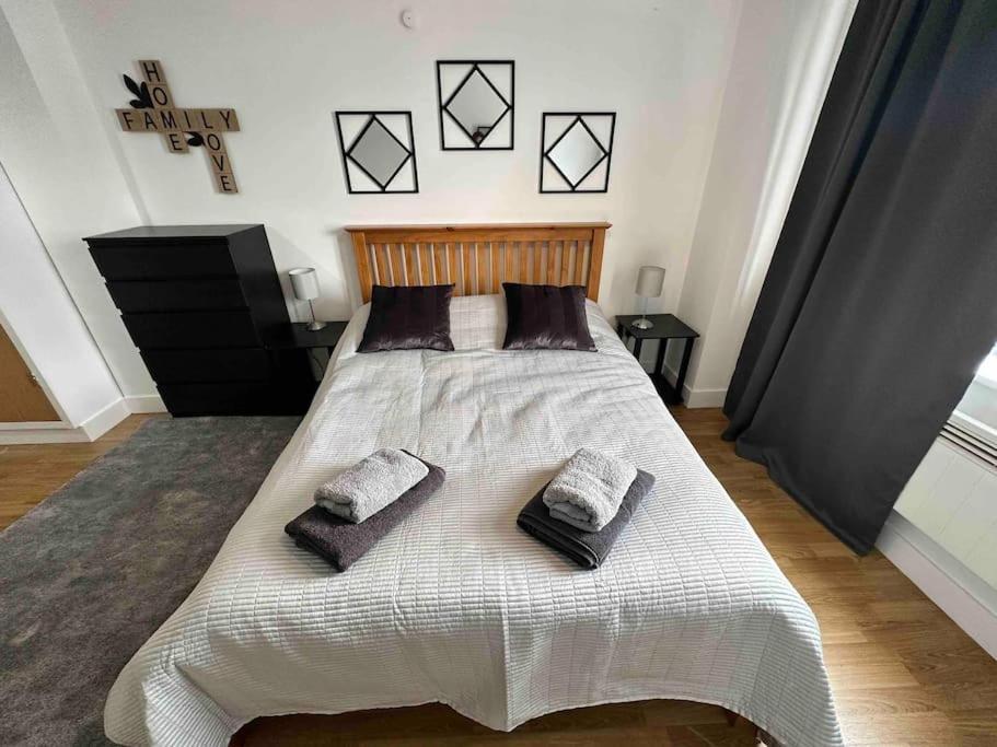 ロンドンBright And Cosy 1 Bed Flat Next To Tower Bridgeアパートメント エクステリア 写真